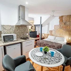 Planta Baja En La Muralla Romana Junto A La Catedral Appartement Tarragone
